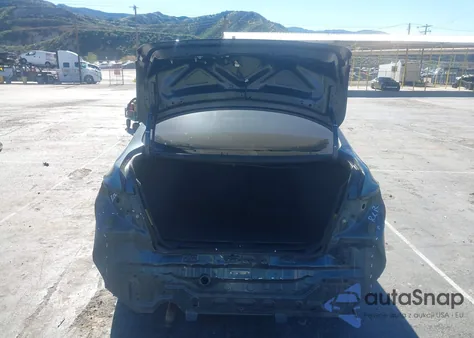 2015 Nissan Sentra Sl z USA, uszkodzony, nr VIN 3N1AB7AP5FY220576